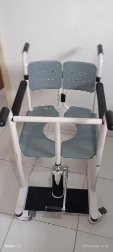 Vendo cadeira de transferência