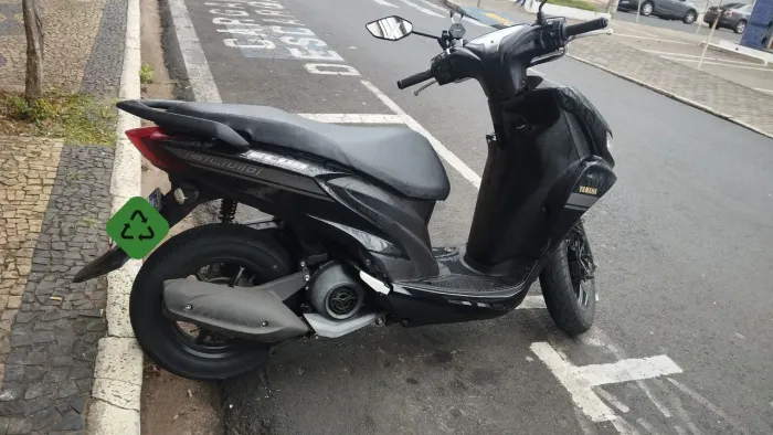 Fluo yamaha