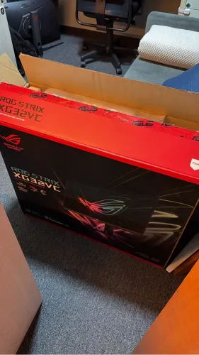 Monitor Asus Rog Strix XG32VC
