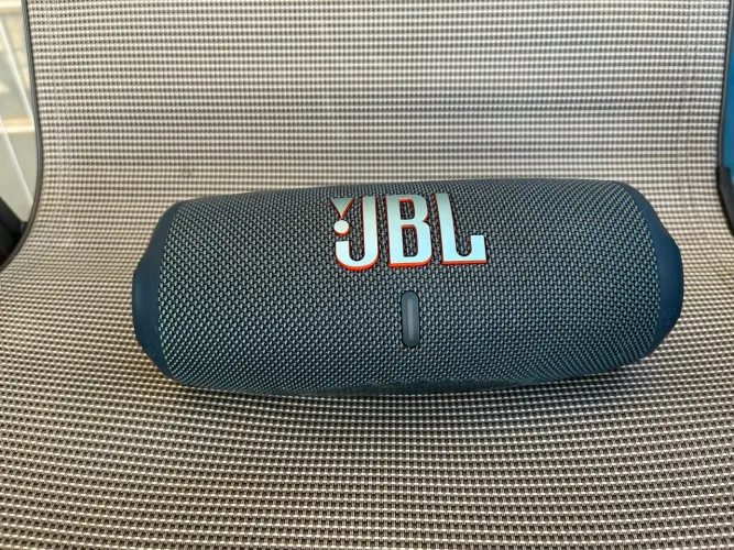 Caixinha JBL