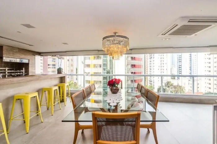 Apartamento com 04 quartos (03 suítes) e 04 vagas à venda no bairro Perdizes