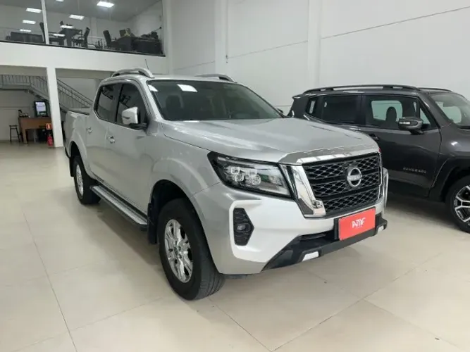 Nissan Frontier XE CD 4X4 2.3 Bi-TB Diesel Aut. 2025