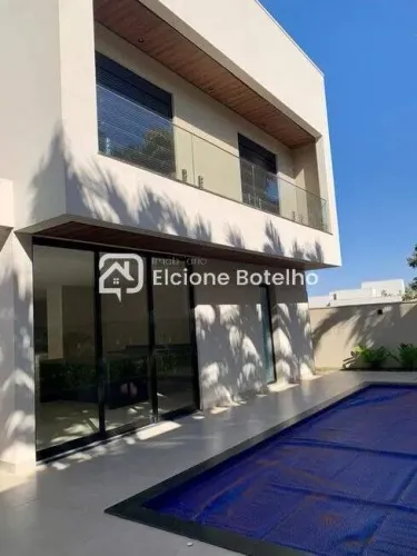Casa de Condomínio 4 Suítes no Jardim Sul Luxo, Conforto e Segurança em Uberlândia