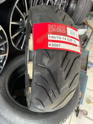 Pneu traseiro 140/70/14 KENDA 