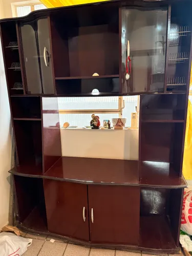 Estante cristaleira/ móvel para sala - R$ 700,00