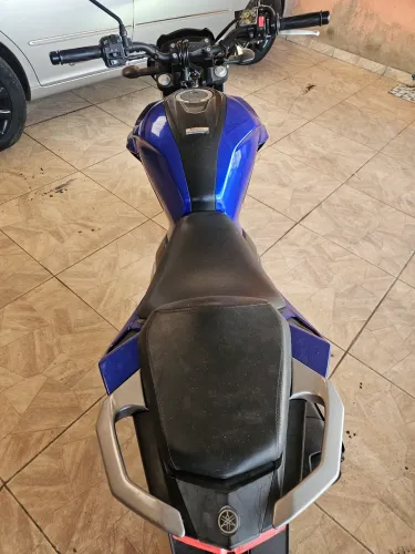 Vendo linda FZ25 ano 23/23 Azul