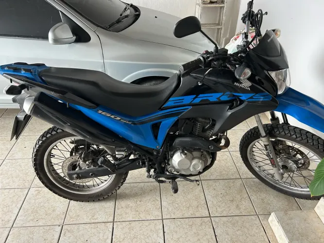 BROS 2018 com apenas 56 mil rodados 