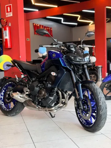 MT 09 SEMINOVA DISPONÍVEL IMPECÁVEL