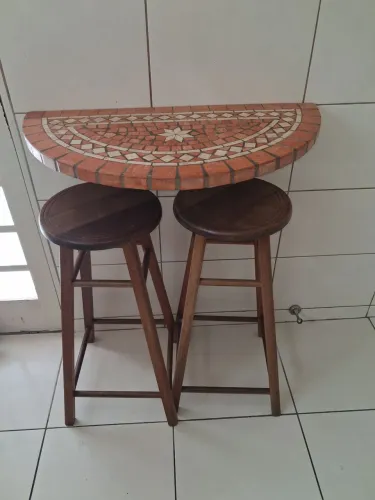 Mesa Mosaico meia Lua com Banquetas