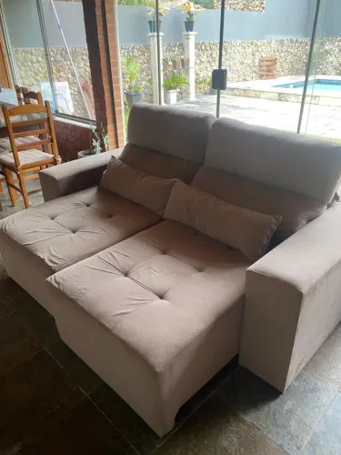Sofá Retrátil e Reclinável 2 Lugares | Suede Bege | Excelente Estado