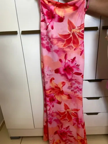 Vestido longo floral rosa da Shein - tamanho M