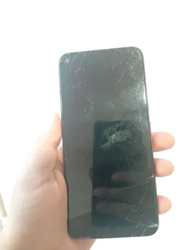 Celular com Display Quebrado