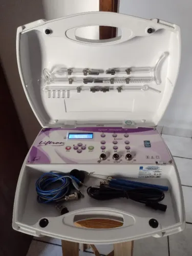 MALETA FACIAL LIFTRON III DGM- MICROCORRENTES - DE 3.190 POR 2.499 COM 30% DESCONTO!!!