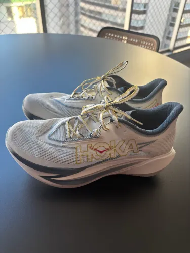 Hoka Cielo x1 3.0 tamanho 42 (10us)