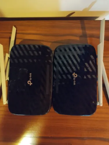 Roteador WiFi TP-link Archer C20 5G e Modem D-Link ADSL2+ DSL-2640B