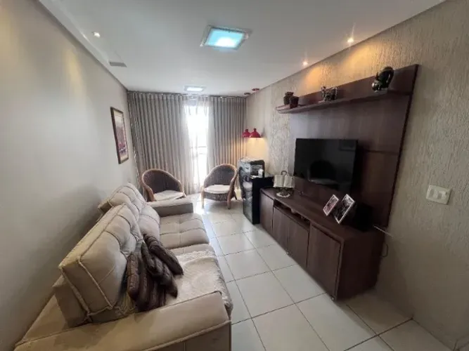 Apartamento 2Q com suíte no Sudoeste - reformado e com elevador