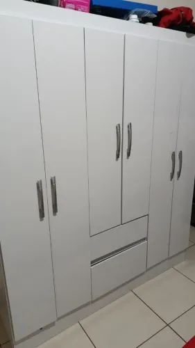 Guarda roupa usado