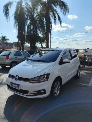 Volkswagen Fox Comfortline 1.6 Flex 8V 5P 2018