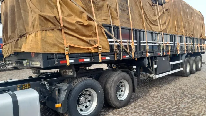 Carreta graneleira LS Random 