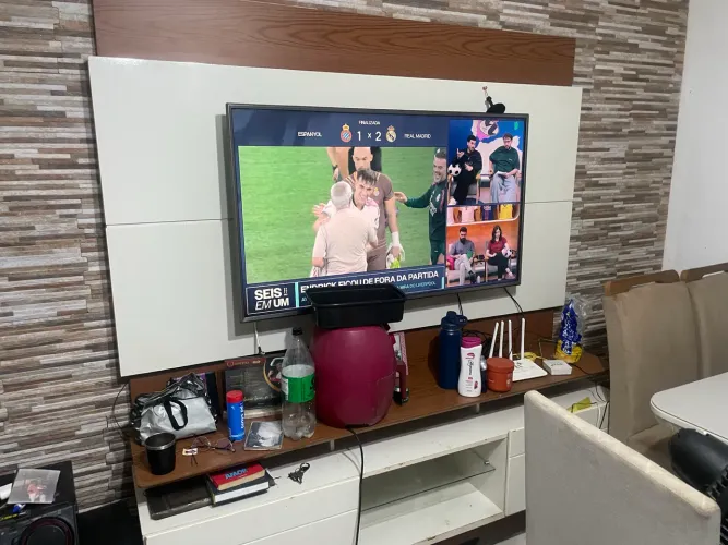 Painel com raque