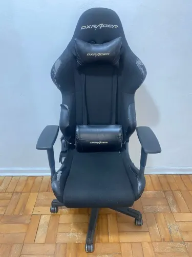 Cadeira Gamer DXRacer - Usada - Estrutura Íntegra - Desgaste Estético