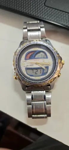 Citizen C211