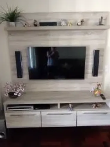Rack de Parede revestido em formica