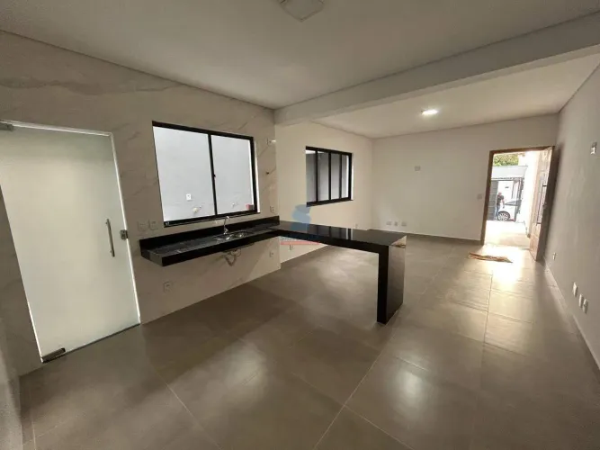 Casa Geminada à venda, 3 quartos, 1 suíte, 2 vagas, Novo Eldorado - Contagem/MG