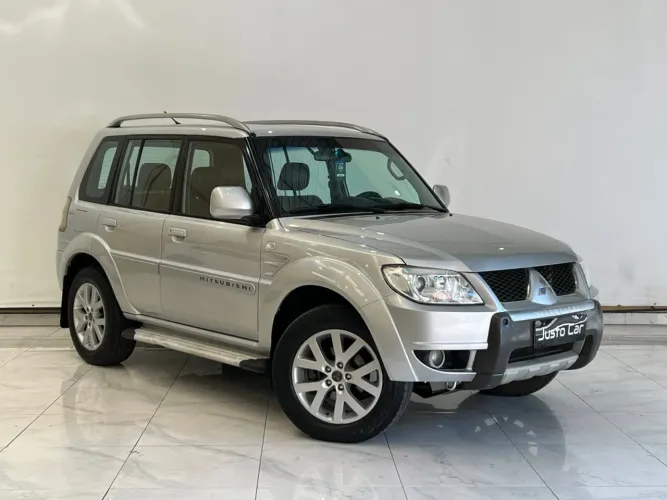 Mitsubishi Pajero TR4 2.0/ 2.0 Flex 16V 4X4 Aut. 2010