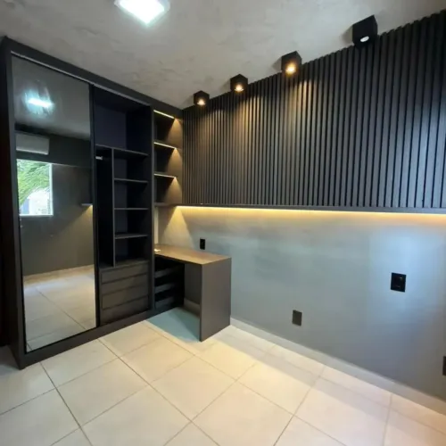 Apartamento à venda no Condomínio Top Life  Av. Maria Lacerda