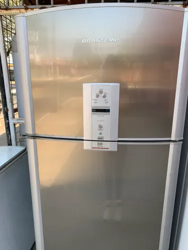 Vende-se geladeira Brastemp