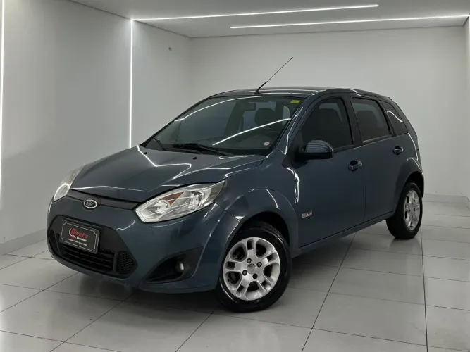 Ford Fiesta 1.0 Rocam SE Plus Hatch 8V Flex 4P Manual 2011