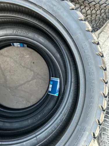 01 pneu 130/80/18 Vipal tr300