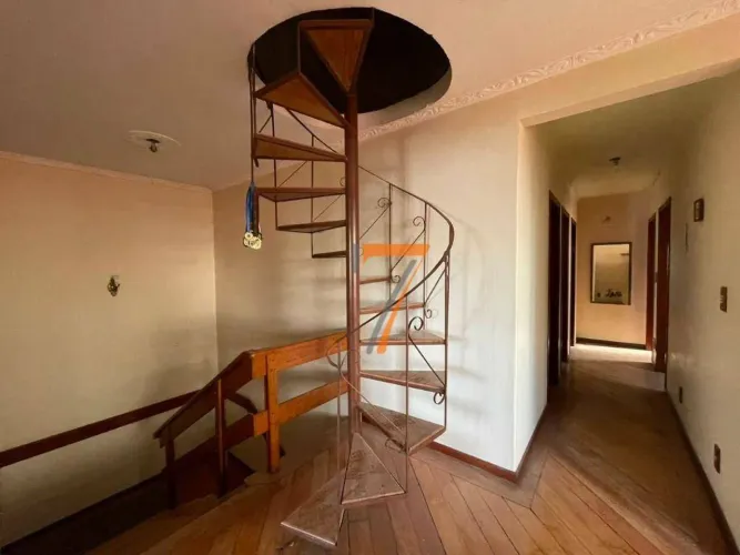 Casa com 4 dormitórios para alugar por R$ 8.759/mês - Barreiros - São José/SC
