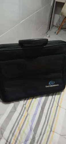 Bolsa ,pasta, maleta.
