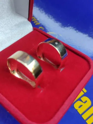 Alianças Noivado 7 mm Ouro 18 Kilates Casamento Casal Maciça 8.00 Gramas