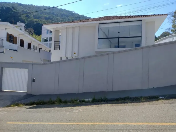 7946 - Casas/Padrão - Residencial - No bairro Jardim dos Estados