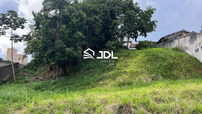 Terreno à venda em Blumenau  840 m² no início do bairro Velha, a apenas 900 metros da Vila