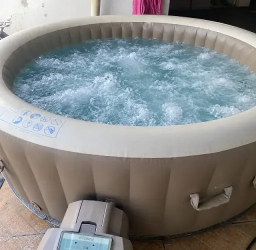 Spa Inflável Intex com Aquecimento até 40°C + Acessórios