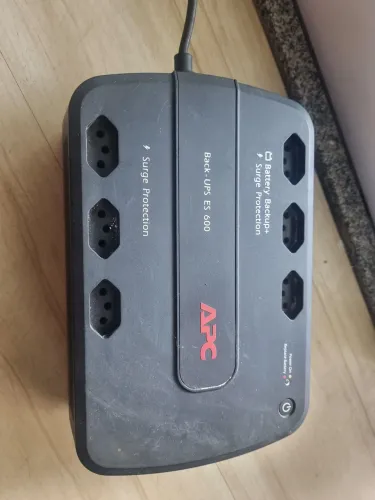 No-break APX Black UPS ES 600 usado - repor bateria