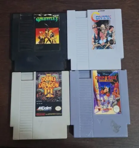 Jogos paralelos de NES (Nintendinho 8 bits)