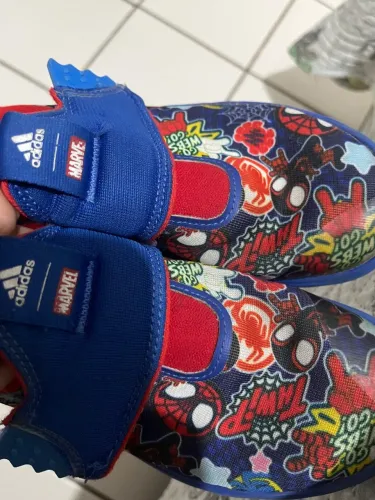 Tênis infantil calça 29/30