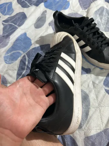 Tênis adidas streetcheck 41