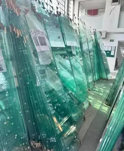 Vidros prontos com preços acessíveis, para sua obra ou decoração!