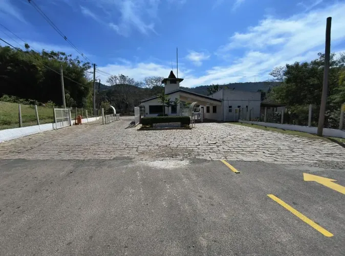 Terreno em condomínio rural