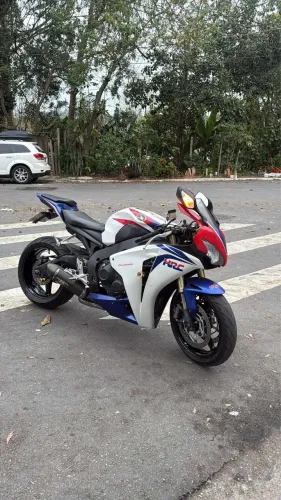 CBR 1000 RR ano 2009
