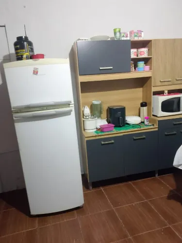 Vende se geladeira perfeito estado Retirar taipas zn