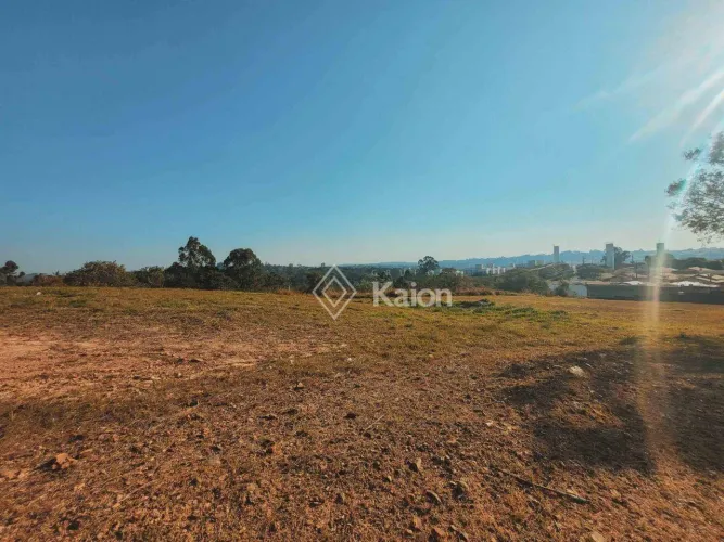 Terreno à venda no Condomínio Residencial Parque Campos de Santo Antônio II na cidade de I