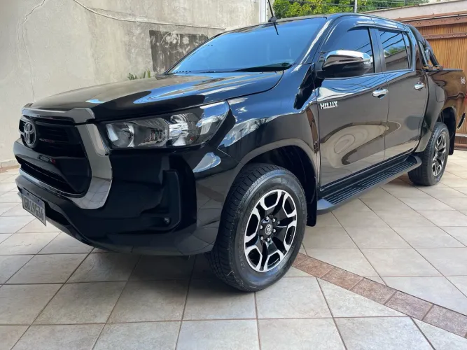 Toyota Hilux CD SRV 4X4 2.8 TDI Diesel Aut. 2022