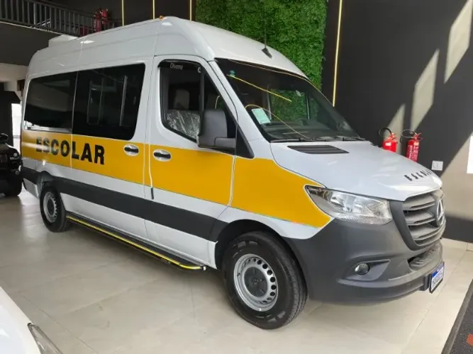 Mercedes-Benz Sprinter 417 Van L.t.a. 16L Diesel (e6) 2027